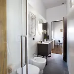 Vesuvius Palace 公寓式酒店 4*