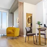 Vesuvius Palace 公寓式酒店 4*