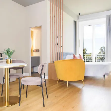 Aparthotel Vesuvius Palace 4*