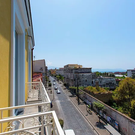 شقة فندقية Vesuvius Palace 4*