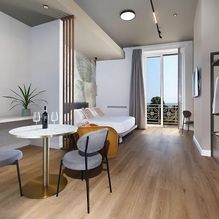 Vesuvius Palace إيركولانو